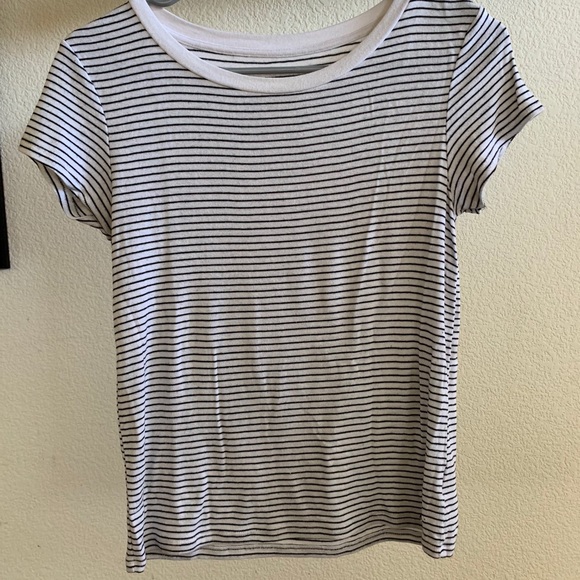 American Eagle Top - Picture 5 of 6